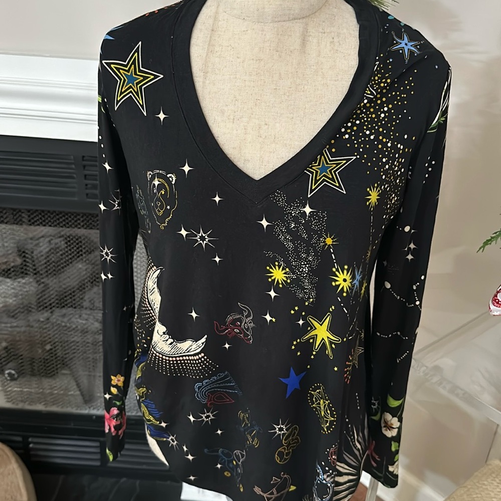 Johnny Was Celestin Favorite LS size Small New v-neck